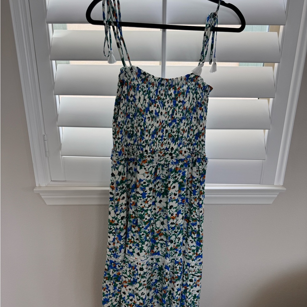 Floral midi dress with tie straps- size medium